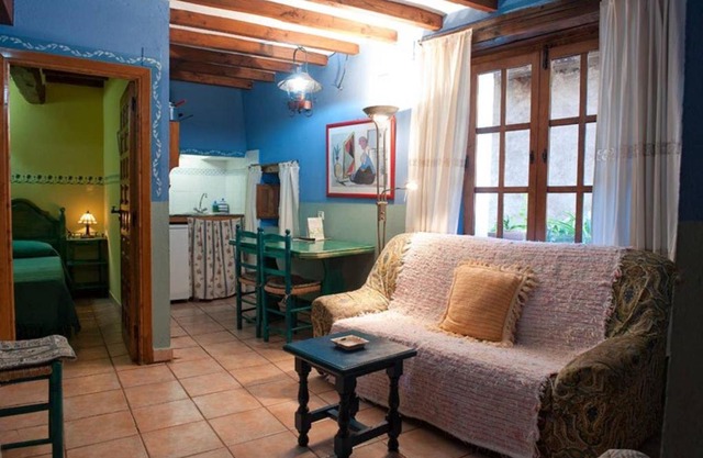 Cosy Apartment in Robledillo de Gata - 45 sqm - Fireplace