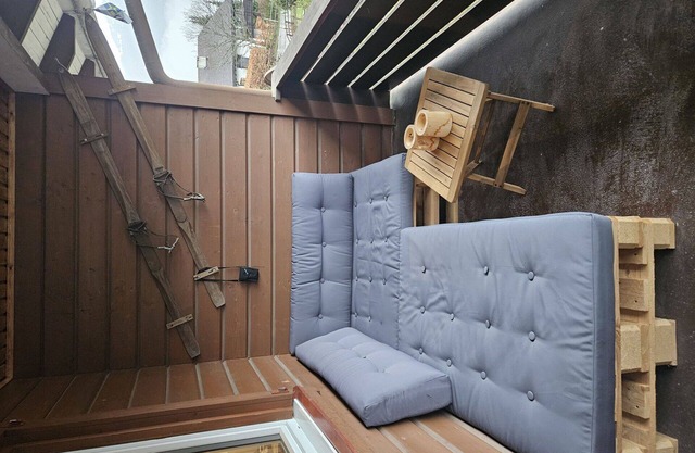 Cosy apartment for 5 guests with WIFI, TV and terrace
