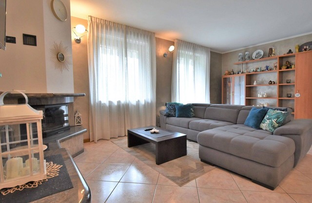 Cosy apartment for 5 people with A/C, WIFI, TV and terrace