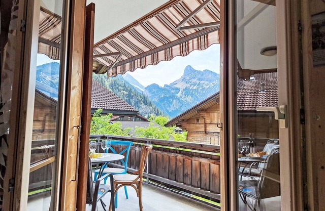 Cosy apartment for 4 guests with WIFI, TV, balcony, pets allowed and panoramic view