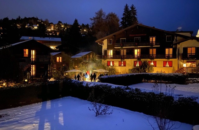 Cosy apartment in villa for 15 guests with hot tub, WIFI and terrace