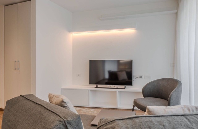 Cosy apartment in villa for 6 people with WIFI, TV and balcony