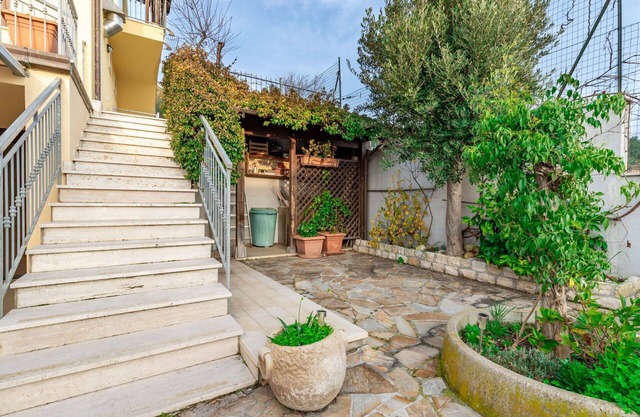 Cosy apartment with WIFI, A/C, TV, terrace, pets allowed, panoramic view, close to Porto Recanati