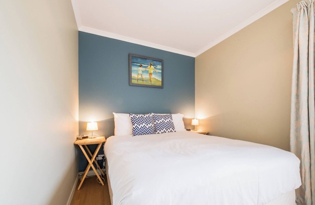 Cosy Coastal Retreat in Stieglitz with Water Views