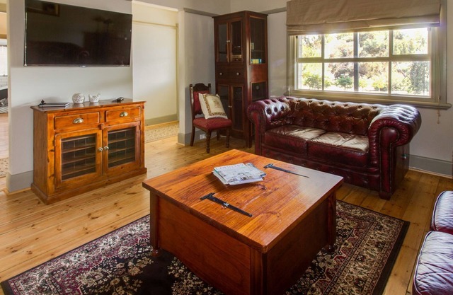 Cosy Crossfield Cottage Bed & Breakfast