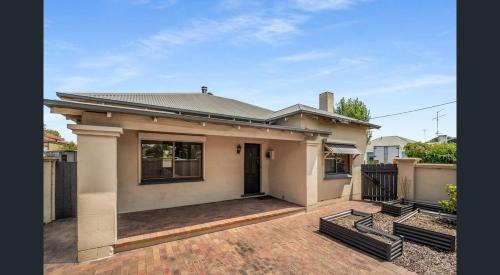 Cosy Lodge Mount Gambier close to shopping, eating