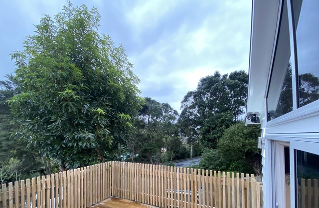 Cosy Retreat in Maraetai, two Minutes Walk to the Beach