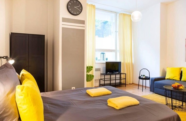 Cosy Two Bedroom apartment next to Hermannstraße