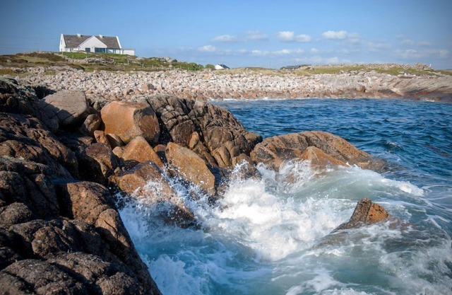 Cottage 215 Claddaghduff Connemara
