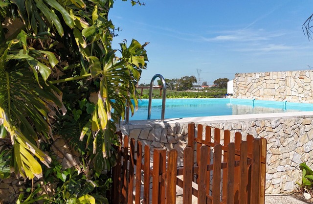 Cottage 'Casa Arinto' with Shared Pool, Shared Terrace and Air Conditioning