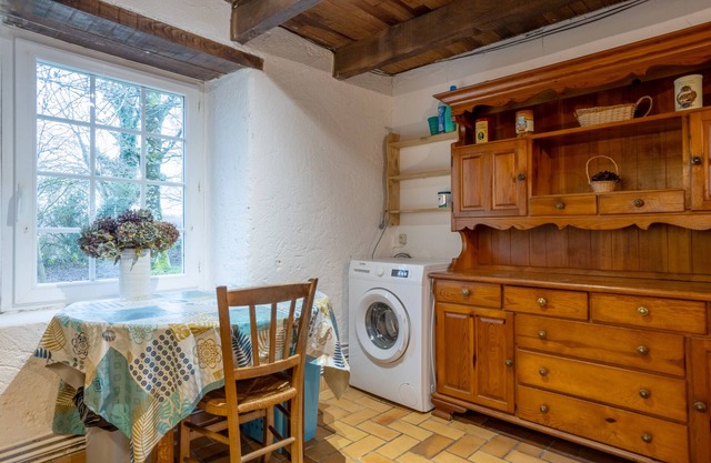 Cottage 'Chez Mamie' with Shared Garden and Wi-Fi