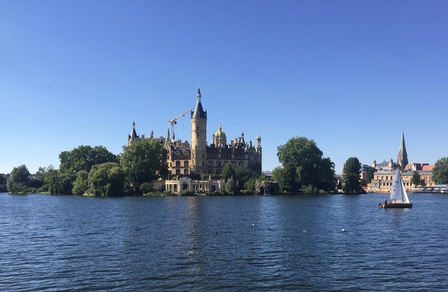 Cottage in the countryside on the southern shore of Lake Schwerin, bicycles included