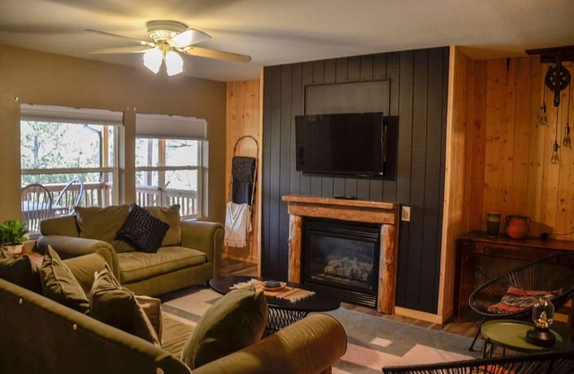 Couloir Duplex Cabin at The Woolly Bugger Inn (#16)