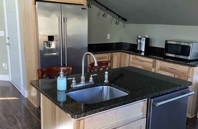 Country apartment only minutes from the beach