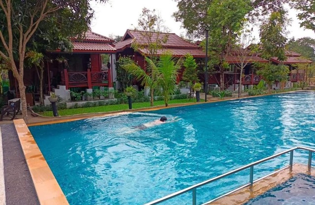 Country Cafe & Camping