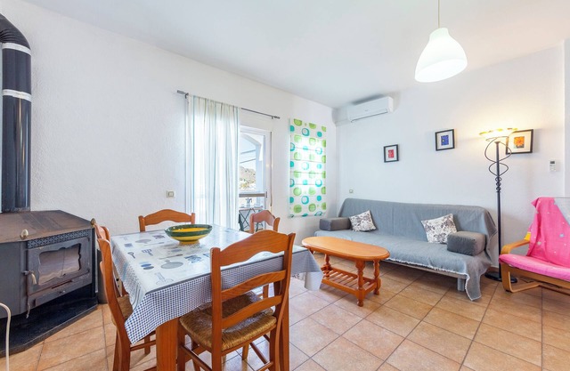 Country House 'Sol' with Mountain View, Wi-Fi and Air Conditioning