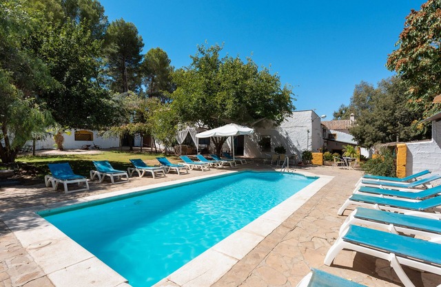 Country House 'Cortijo La Vega Archidona' with Mountain View, Wi-Fi and Air Conditioning