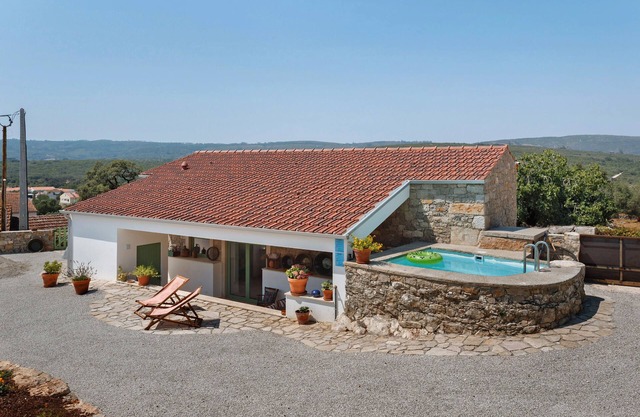 Country House 'Curva' with Mountain View, Private Pool and Wi-Fi