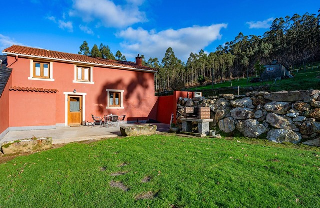 Country House 'Esteiro' with Shared Garden and Wi-Fi