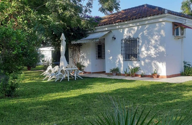 COUNTRY HOUSE IN SEVILLA WITH POOL