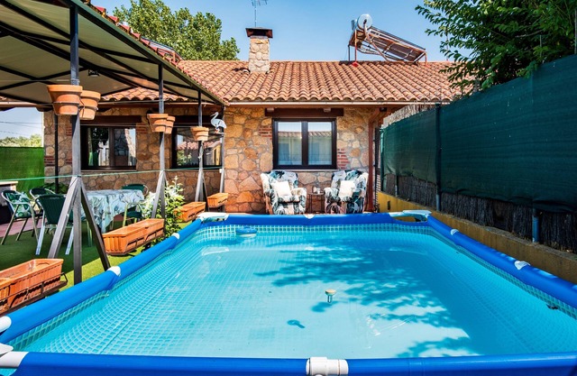 Country House 'La Casa Del Carpintero' with Private Pool, Private Terrace and Private Garden