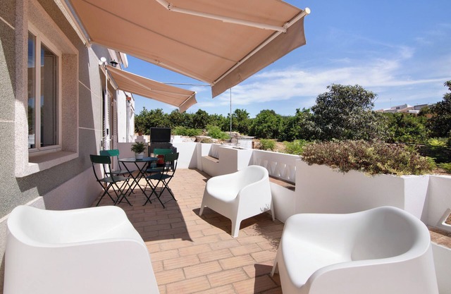 Country House 'Monte Da Bisa' with Mountain View, Wi-Fi and Air Conditioning