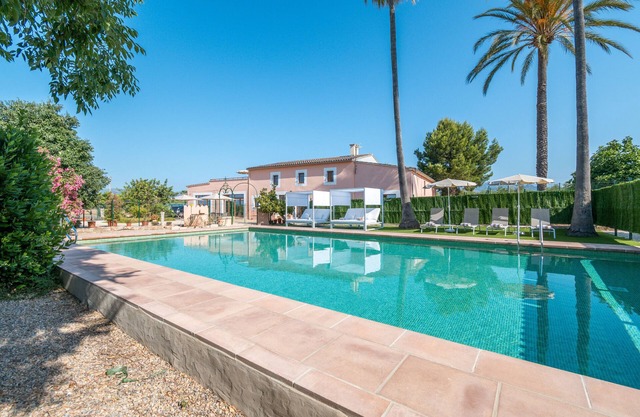 Country House 'Son Guillem' with Mountain Views, Wi-Fi and Air Conditioning