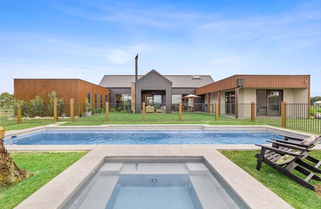 Country Views and Coastal Bliss