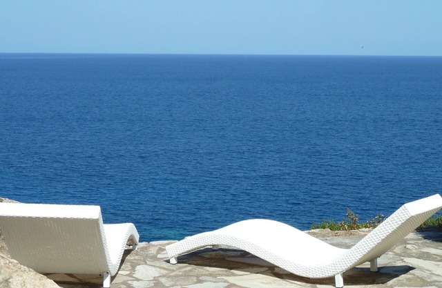 COUP DE ♥ VILLA CALVI Superb sea view and access to the sea