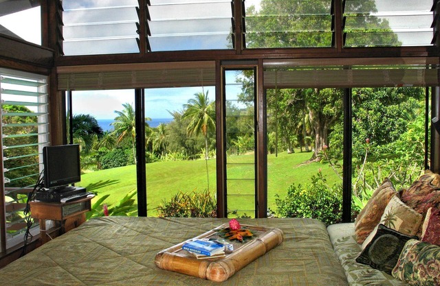 Couples & Honeymooners. Privacy & Romance! 7 Sacred Pools