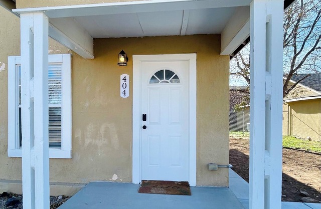 Cozy 1-bedroom apartment in charming Portales.