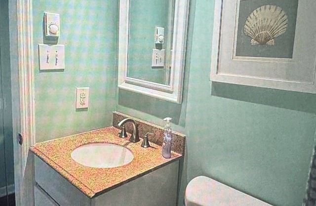 Cozy 1-bedroom condo with WiFi, AC in welcoming Ocean City