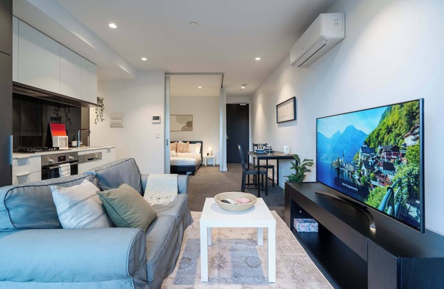 Cozy 1B Hawthorn Apt Near Auburn Station