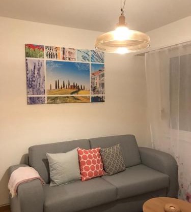Cozy 2.5 rooms apartment in Basel-Riehenring-5FLR
