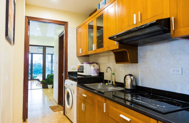 COZY 2BR APARTMENT WITH THE AMAZING LAKE VIEW