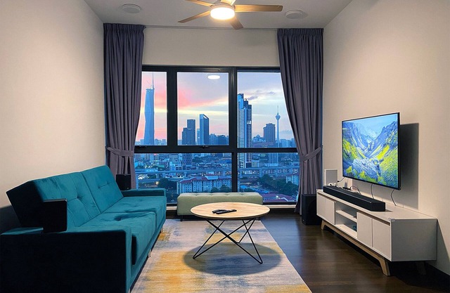 Cozy 2R2B KL City View @ Sunway Velocity