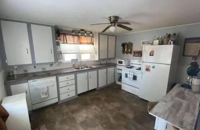 Cozy 3-bedroom residential home