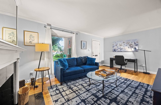 Cozy 3BR Retreat Walk to Franklin Park, Near Airport