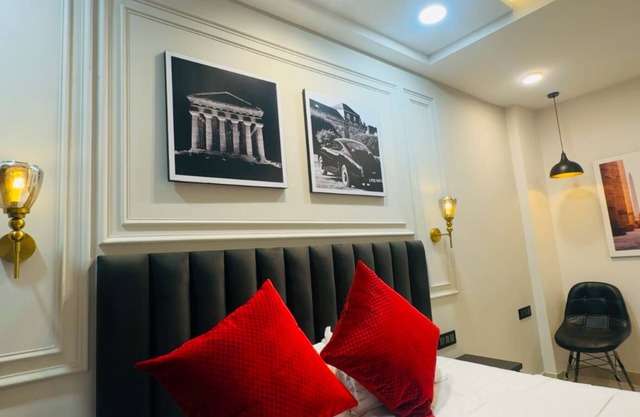 Cozy and Elegant One Bedroom Private Space