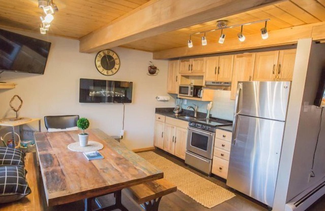 Cozy and near the main deck, this Studio is very welcoming!