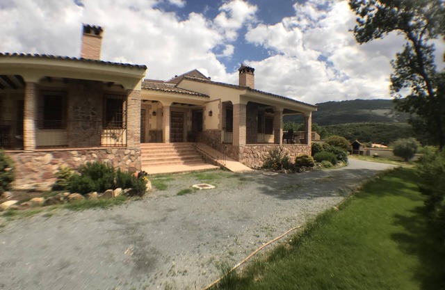 Cozy and quiet corner in the Cabañeros National Park.