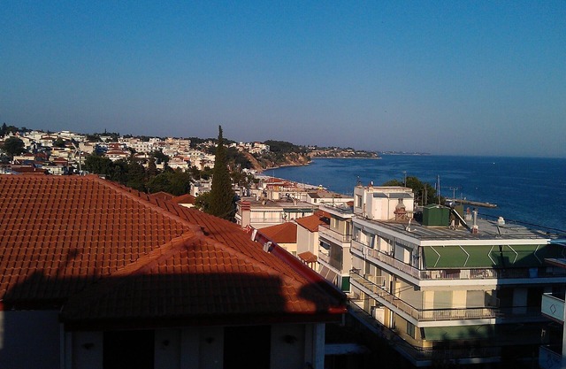 Cozy apartment, 60 meters from the sea .