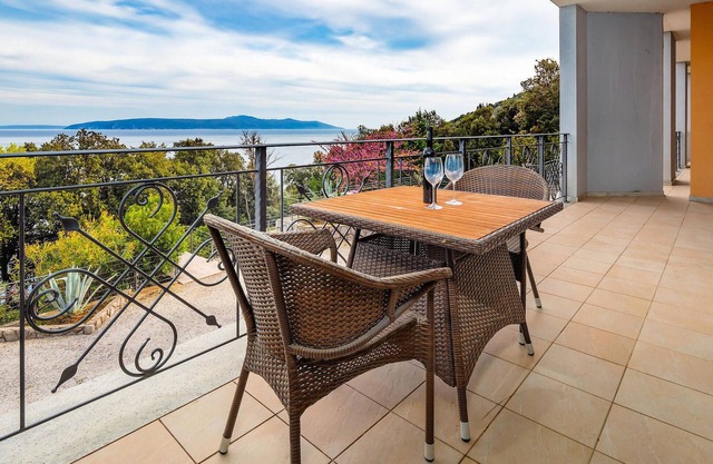 Cozy apartment in Moscenicka Draga