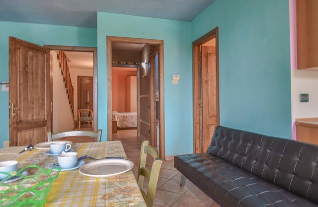 Cozy apartment in Ilbono with WiFi