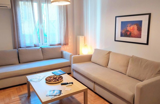 Cozy apartment in Plaka