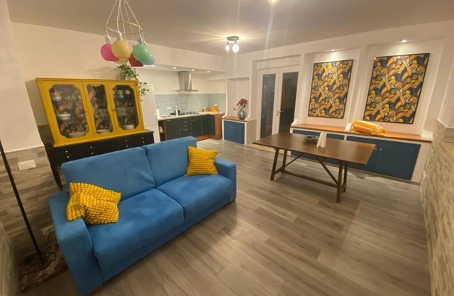 Cozy apartment located at the gate of Rome. Quiet location. Private parking.