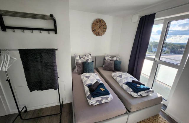 Cozy Apartment mit WIFI, Aufzug & Kostenlos Parken EL-Living