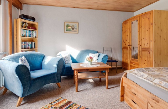 Cozy Apartment near the Sea in Warin