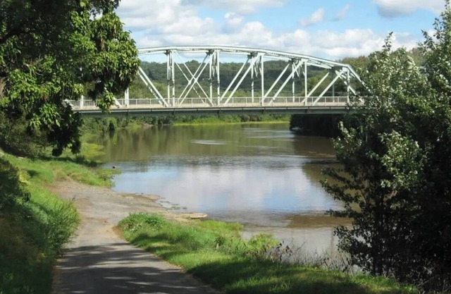 Cozy apartment on the Susquehanna river and near the Pine Creek Rails to Trails.