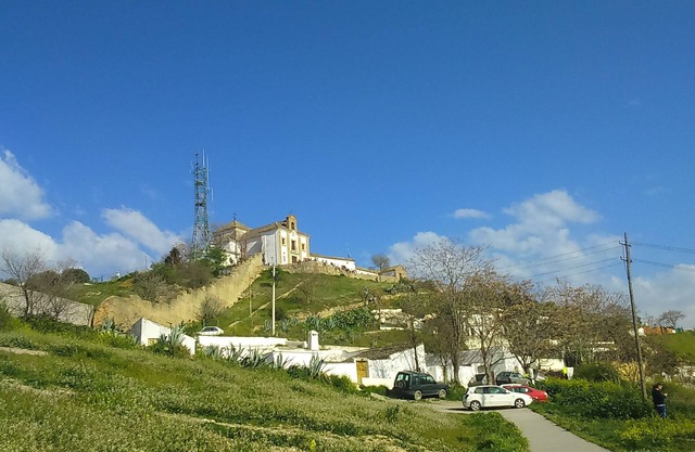 Cozy apartment plus free parking space